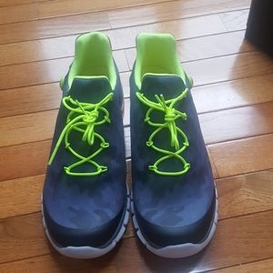 NWOT Men's BRAND NEW Reebok Pump shoes